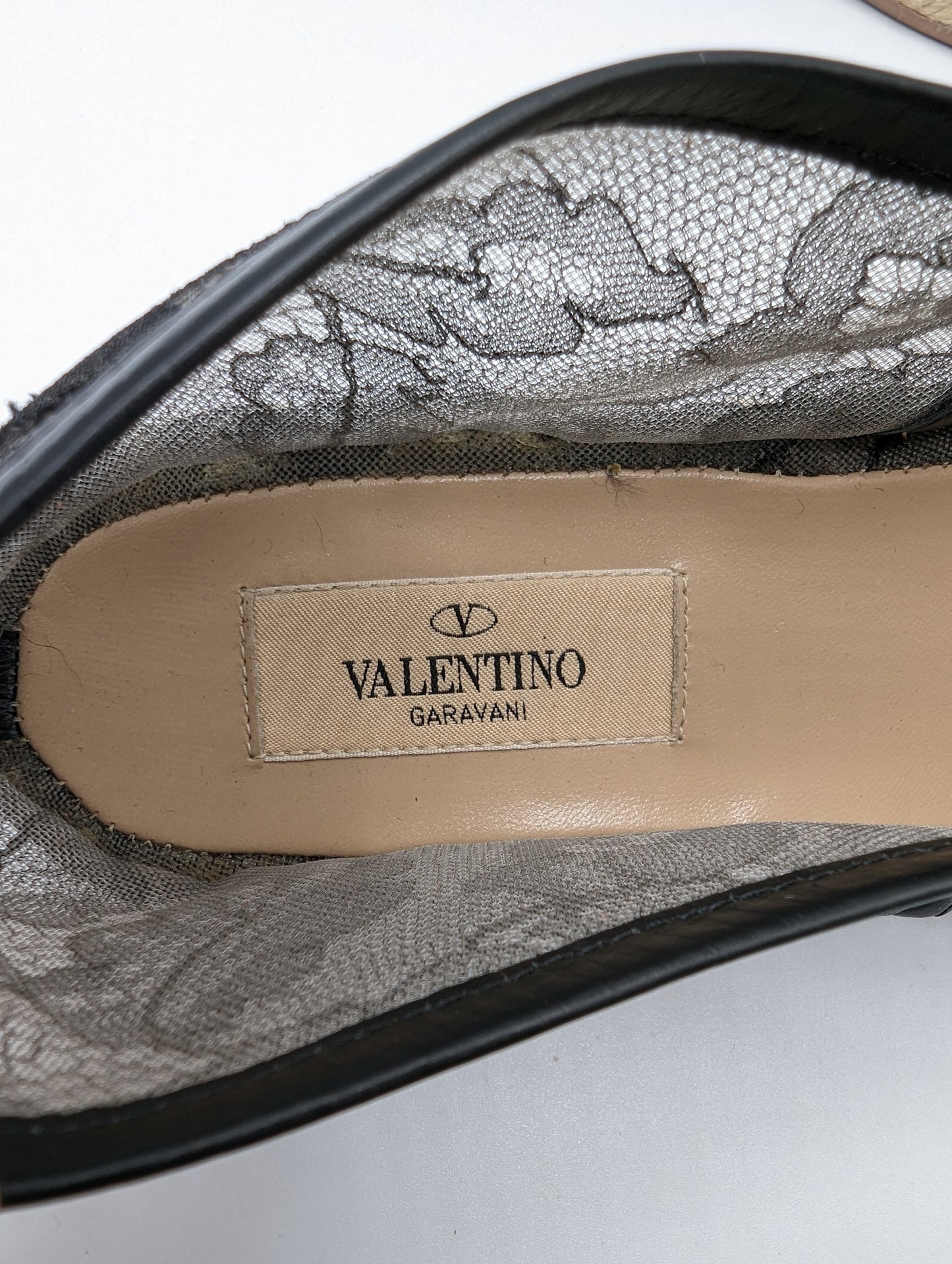 Valentino Garavani Black Lace Espadrilles Size 40