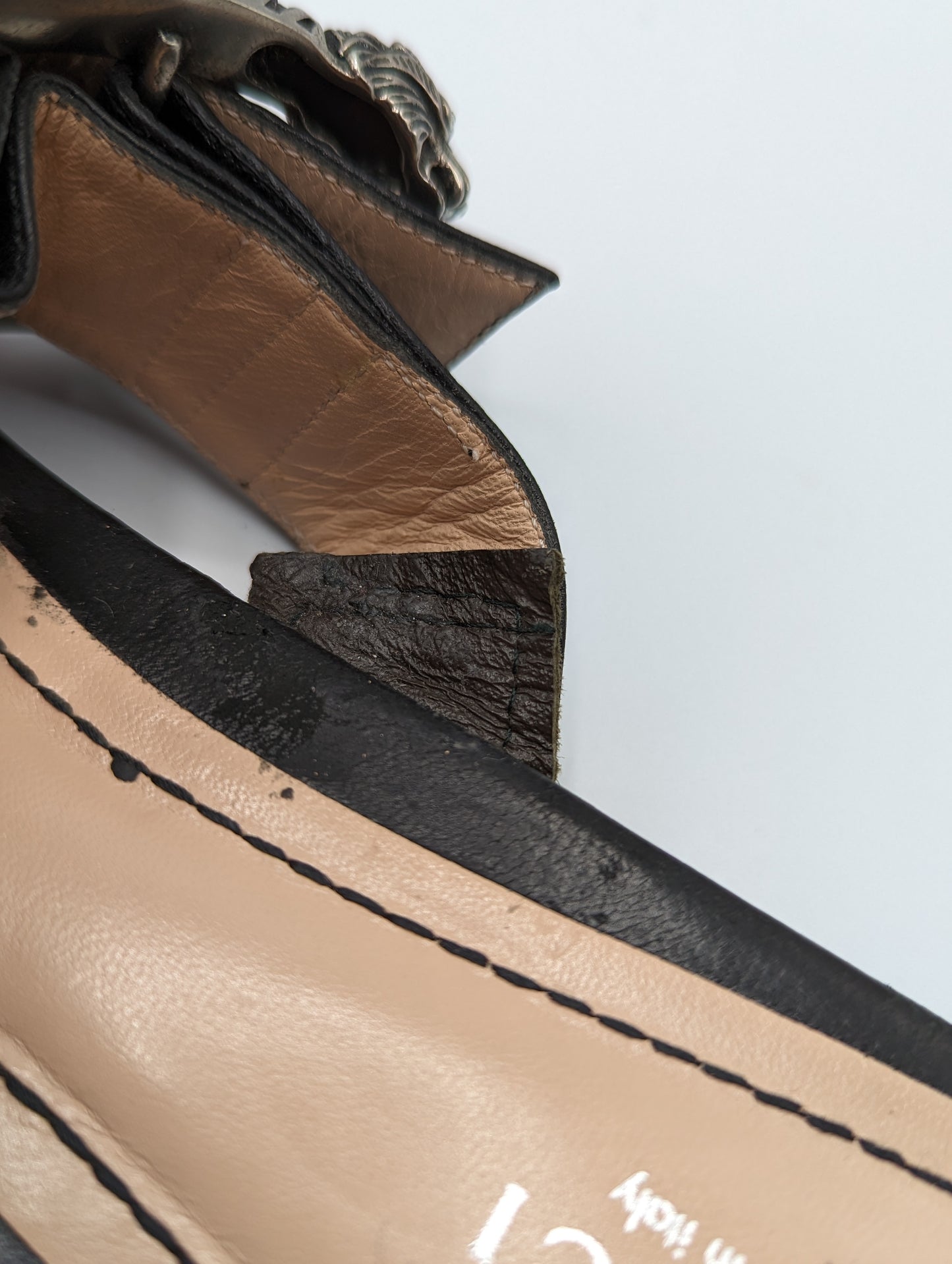Gucci Dionysus Black Leather Sandals Size 39